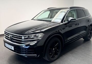 VW Touareg 13.771 km 59.690 &euro; Neumünster 24536
