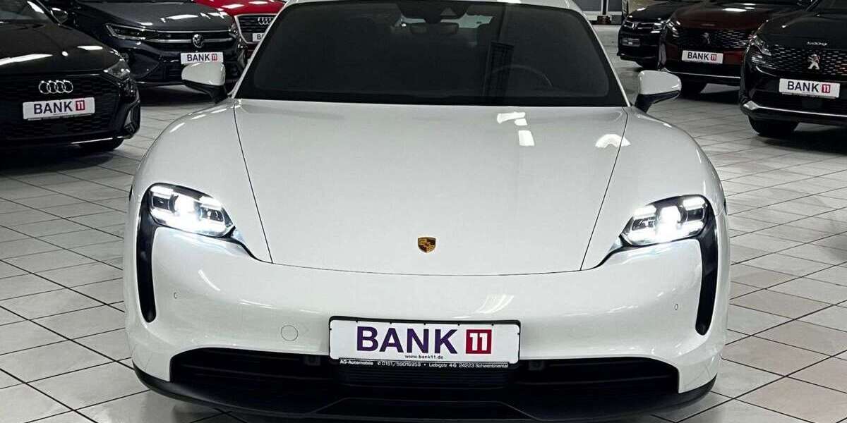 Porsche Taycan 5.950 km 69.999 &euro; Schwentinental - Raisdorf 24223