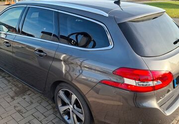 Peugeot 308 173.000 km 8.498 &euro; Neumünster 24536