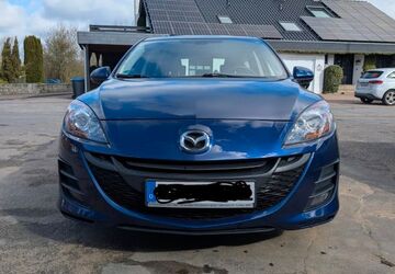 Mazda 3 83.500 km 8.790 &euro; Osterrönfeld 24783