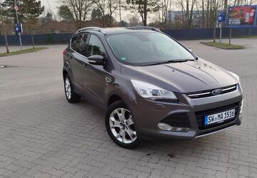Ford Kuga 114.000 km 15.499 &euro; Kiel 24143