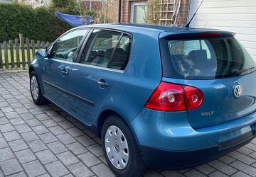 VW Golf 188.000 km 2.399 &euro; Kiel 24105