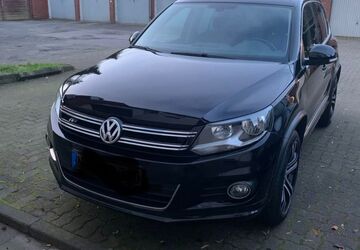 VW Tiguan 184.000 km 13.000 &euro; Neumünster 24536