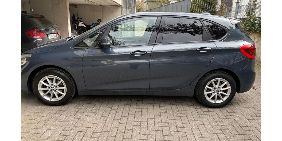BMW 214 Active Tourer 130.200 km 7.890 &euro; Kiel 24147