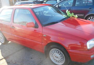 VW Golf 98.000 km 2.980 &euro; Neumünster 24539