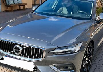 Volvo V60 71.400 km 24.500 &euro; Kiel 24145