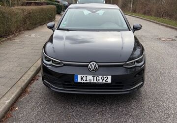 VW Golf 51.882 km 19.490 &euro; Kiel 24146