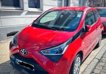 Toyota Aygo (X) 129.000 km 5.899 &euro; Kiel 24114