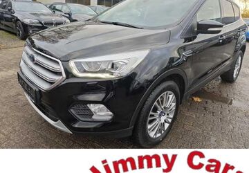Ford Kuga 128.000 km 8.999 &euro; Kiel-Moorsee 24145