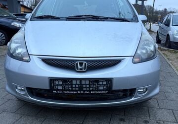 Honda Jazz 121.000 km 2.990 &euro; Trappenkamp 24610