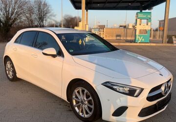 Mercedes-Benz A 180 144.000 km 14.490 &euro; Kiel 24146