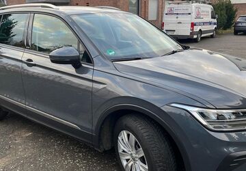 VW Tiguan 70.500 km 21.000 &euro; Neumünster 24536