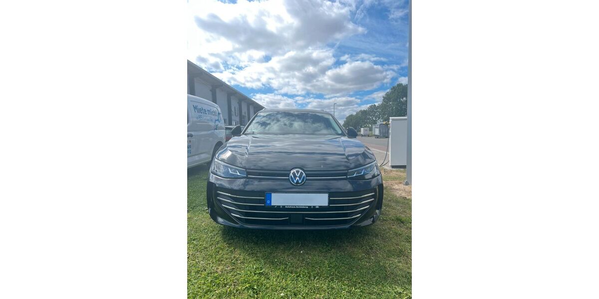 VW Passat Variant 26.000 km 38.990 &euro; Schönberg 24217