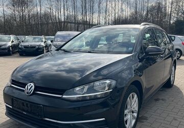 VW Golf 231.266 km 8.499 &euro; Neumünster 24539