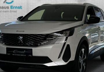 Peugeot 5008 2.500 km 36.990 &euro; Kiel 24107