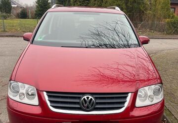 VW Touran 161.918 km 4.900 &euro; Langwedel 24631