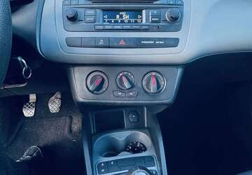 Seat Ibiza 126.000 km 4.999 &euro; Neumünster 24537