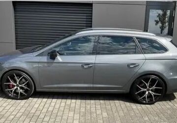 Seat Leon 98.100 km 18.955 &euro; Kiel 24107