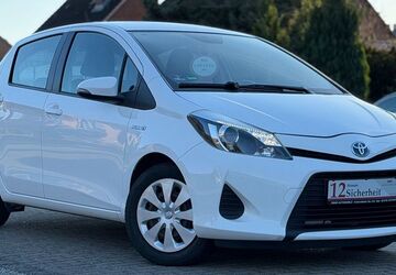 Toyota Yaris 68.000 km 10.699 &euro; Kiel OT Suchsdorf 24107
