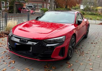 Audi RS e-tron GT 27.600 km 65.300 &euro; Flintbek 24220