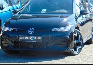 VW Golf 32.651 km 28.990 &euro; Neumünster 24537