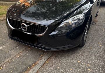 Volvo V40 127.000 km 12.999 &euro; Kiel 24149