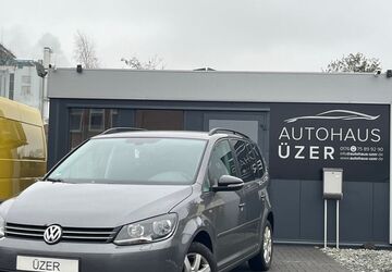 VW Touran 259.050 km 5.900 &euro; Neumünster 24536