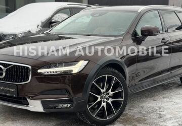 Volvo V90 Cross Country 274.790 km 17.490 &euro; Neumünster 24536