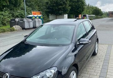 VW Golf 103.000 km 8.999 &euro; Kiel 24147