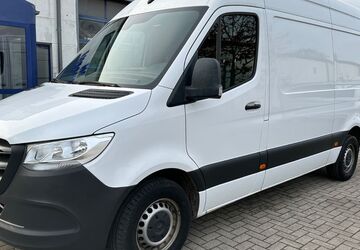 Mercedes-Benz Sprinter 176.000 km 21.301 &euro; Kiel 24145