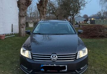 VW Passat Variant 215.000 km 6.900 &euro; Kiel 24143
