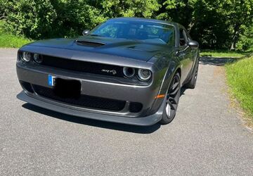 Dodge Challenger 65.000 km 53.800 &euro; Lütjenburg 24321