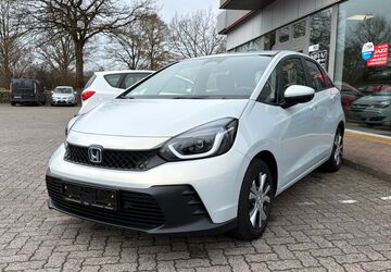 Honda Jazz 16.024 km 24.990 &euro; Bornhoeved 24619