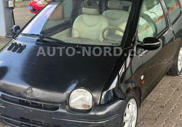 Renault Twingo 220.000 km 1.990 &euro; Neumünster 24534