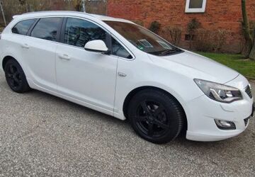 Opel Astra 141.000 km 6.900 &euro; Kiel 24149