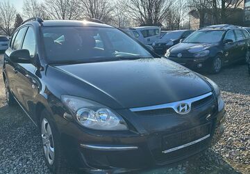 Hyundai i30 150.000 km 3.999 &euro; Kiel 24145