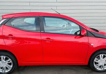 Toyota Aygo (X) 45.639 km 8.650 &euro; Neumünster 24536