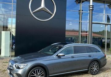 Mercedes-Benz E 200 66.000 km 32.850 &euro; Lütjenburg 24321