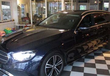 Mercedes-Benz E 220 80.000 km 29.900 &euro; Kiel-Kronshagen 24119
