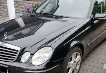 Mercedes-Benz E 320 265.000 km 7.000 &euro; Neumünster 24537