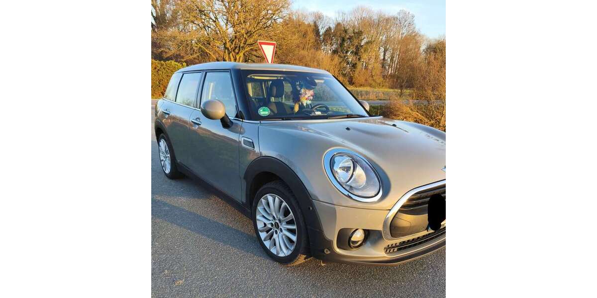 Mini Cooper D Clubman 89.700 km 12.888 &euro; Brunswik (Kiel) 24105