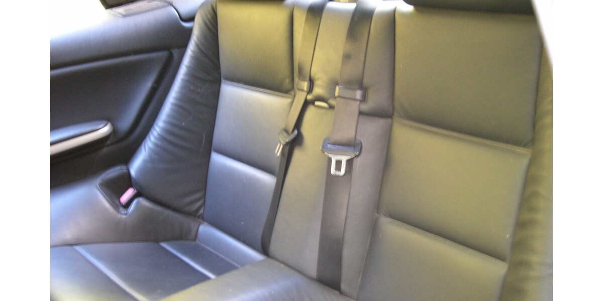 BMW 318 210.000 km 3.500 &euro; Altenholz 24161