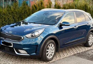 Kia Niro 123.373 km 12.500 &euro; Quarnbek 24107