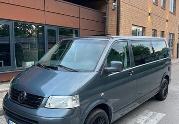 VW T5 Caravelle 171.000 km 16.900 &euro; Kiel 24146