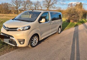 Toyota Proace (Verso) 160.000 km 21.000 &euro; Kiel 24103
