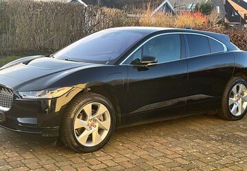 Jaguar I-Pace 37.500 km 39.800 &euro; Husberg 24620