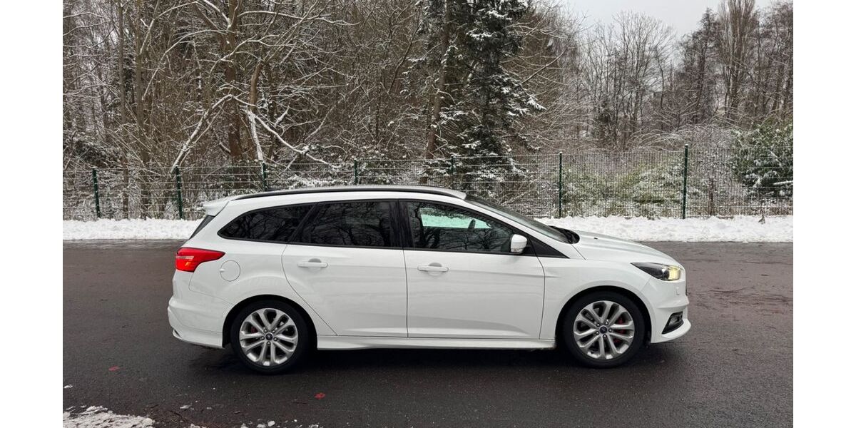 Ford Focus 160.000 km 12.500 &euro; Kiel 24145