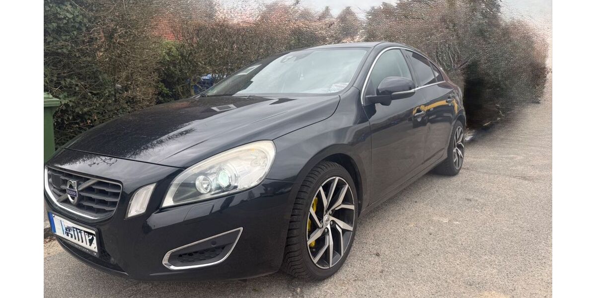 Volvo S60 134.000 km 13.800 &euro; Neumünster 24536