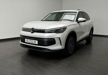 VW Tiguan 12.314 km 33.470 &euro; Neumünster 24536