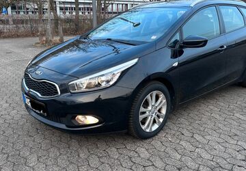 Kia ceed Sportswagon 110.000 km 7.299 &euro; Altenholz 24161